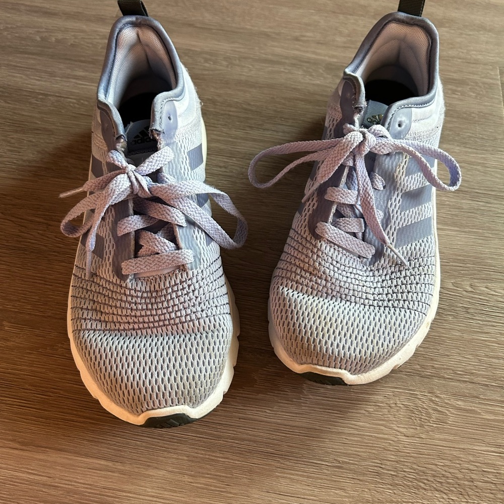 Adidas cloudfoam tennis shoes